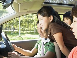 移動販売車で買い物難民を助ける