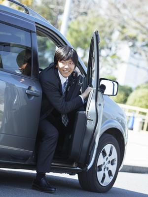 完璧な手洗い洗車を行う和歌山のスタンド