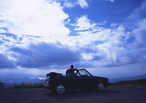 ガラスコーティングで愛車を守る